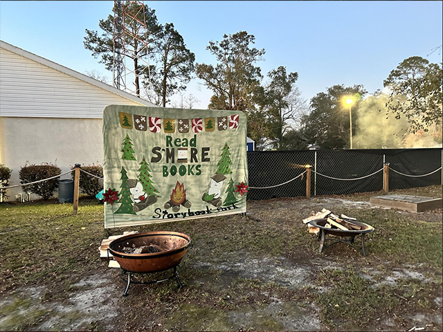 Christmas Movie Night, Storybook park