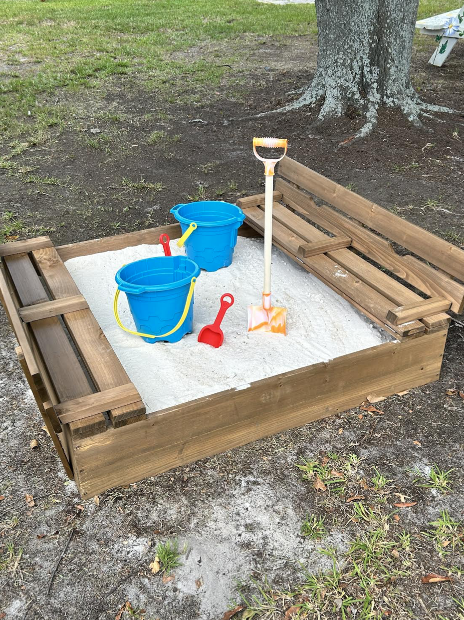 Storybook park, sandbox