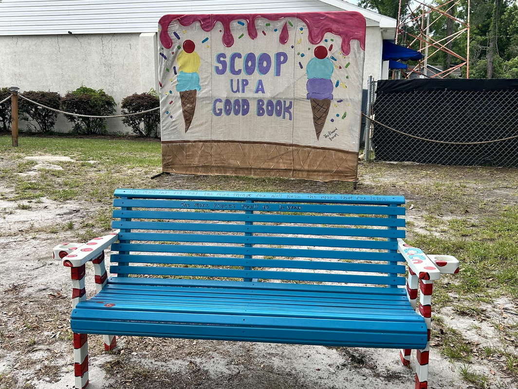 Storybook park, scoop up a good book